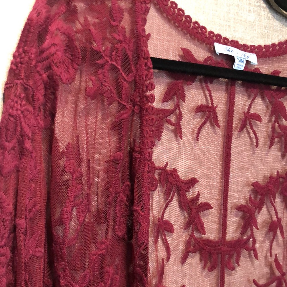 Lace Duster - Picture 2 of 5